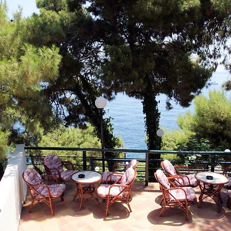 Paradise Hotel Патитири Экстерьер фото