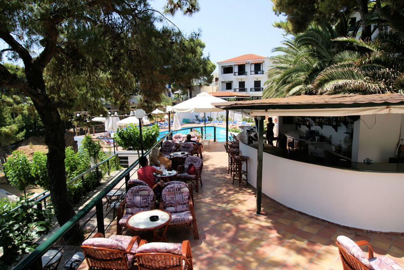 Paradise Hotel Патитири Экстерьер фото